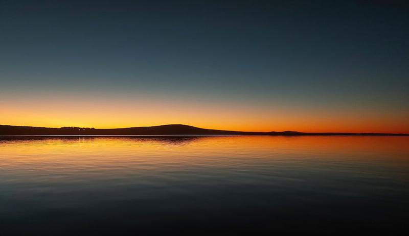 CE001 6AM ON THE OCEAN