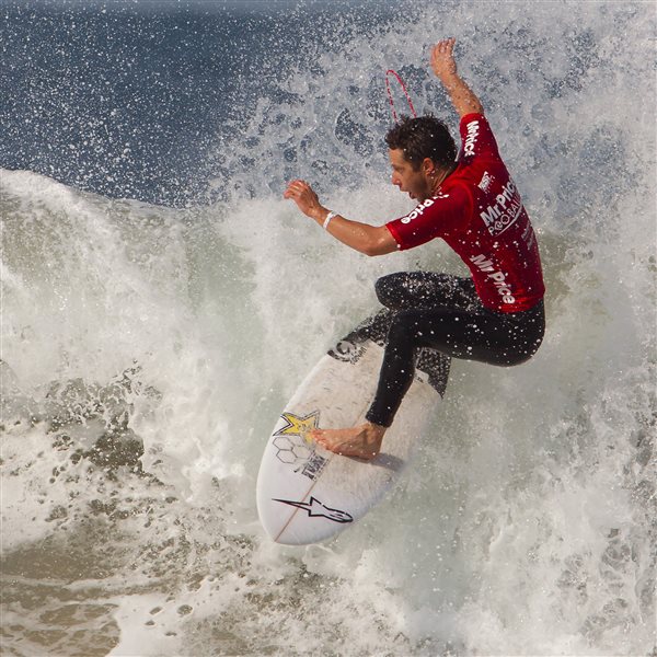 Surfer in Red - Andre Serfontein