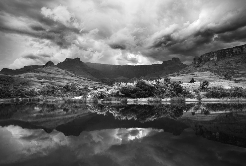 Carl Smorenberg - Reflections of the Berg