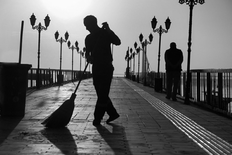 STREET PHOTOGRAPHY MONOCHROME FIAP PI M TRAD - APA Gold - IBRAHIM ARSLAN - cleaner -  Independent - Turkey
