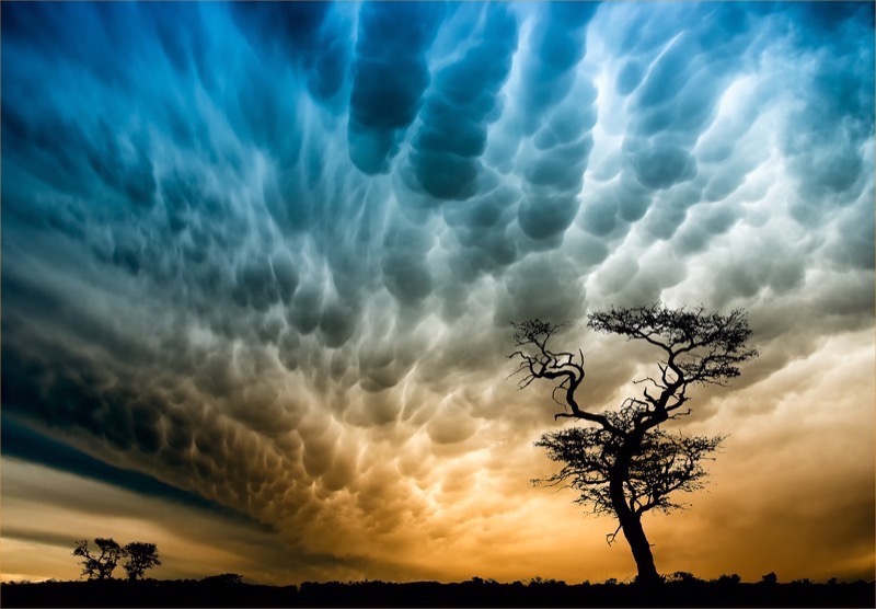 Club Medal-Scapes Colour-Mamatus cloud formation at sunset-Bennie Vivier-Tygerberg Photographic Society