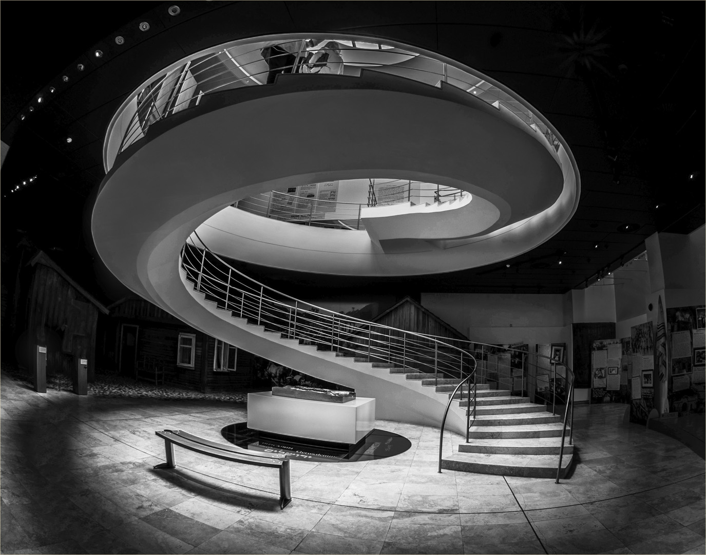 Christo la Grange Spirals