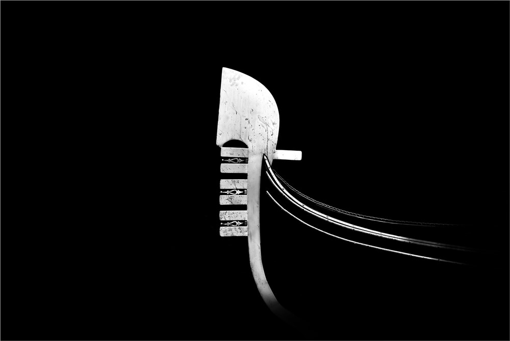 PSSA Silver - Open Monochrome - Minimalist details of a Gondola - Lynne Kruger-Haye - Tygerberg Photographic Society
