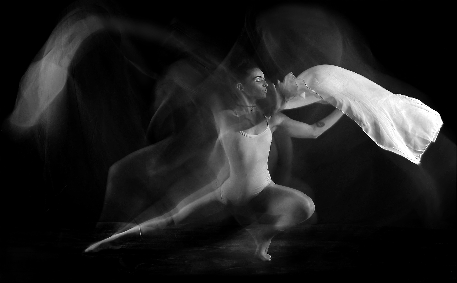 PSSA Silver Medal-Open  Monochrome-Dance wave-Donald Brotherston-Southern Suburbs Camera Club