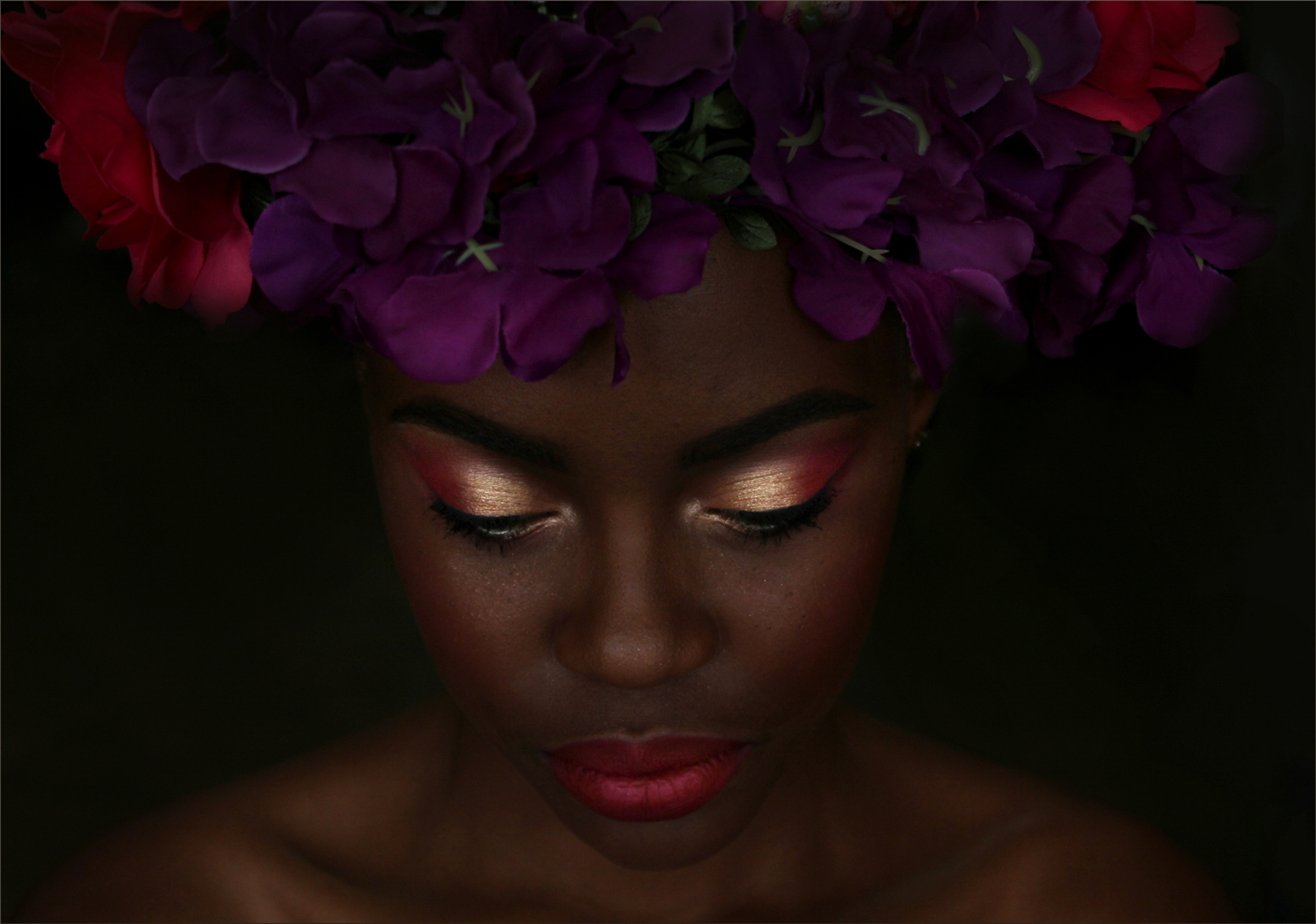 PSSA Silver Medal - Human Portraiture - Under the Flower hat – Gaby Grohovaz – Camera Club of Johannesburg