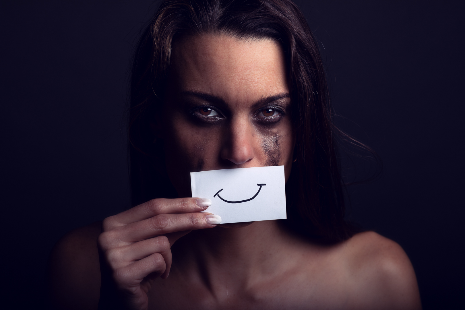 Tafelberg Silver – Human Portraiture – Fake smile – Alta Oosthuizen – Pretoria Photographic Society