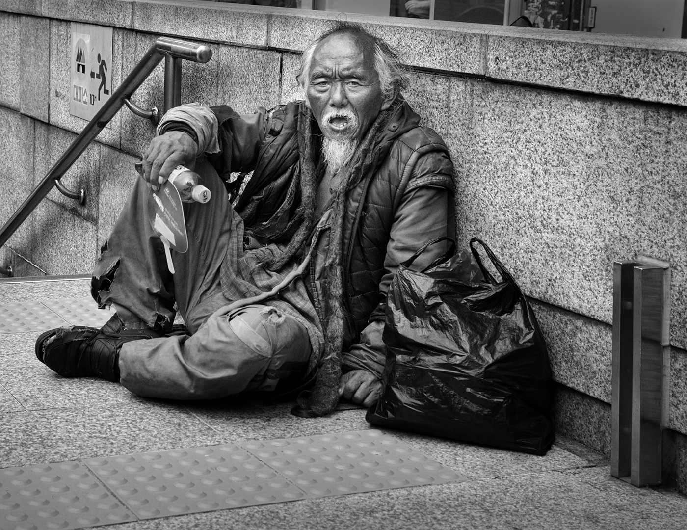 PSSA Silver Medal - Mono Prints - angry man - Francois Roux - Vanderbijlpark FV