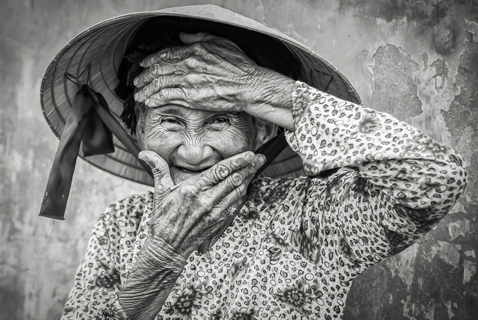 WCPF Silver Medal-Open Mono-Talk no evil-Anton la Grange-Eden Photographic Society