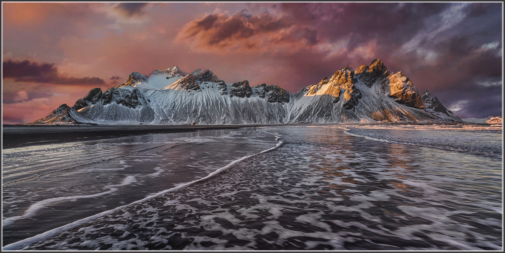 PSSA Silver Medal-Scapes-Vestrahorn with pink clouds-Antionette Morkel-Uitenhage Camera Club