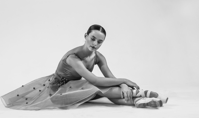 Heigel Silver Medal - Open Monochrome - Des van Tonder - Ballet dancer mono - Maritzburg Camera Club