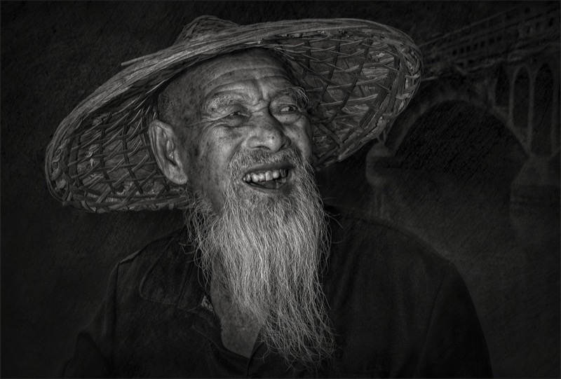 PSSA Silver Medal - Human Portraits Colour and Monochrome - Dries Fourie - Old Chinese man with traditional beard - Vereeniging Photographic Society