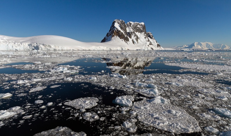 Best Image - PSSA Silver Medal - Scapes - Colour - ice reflection - Schalk Engelbrecht - George Camera Club