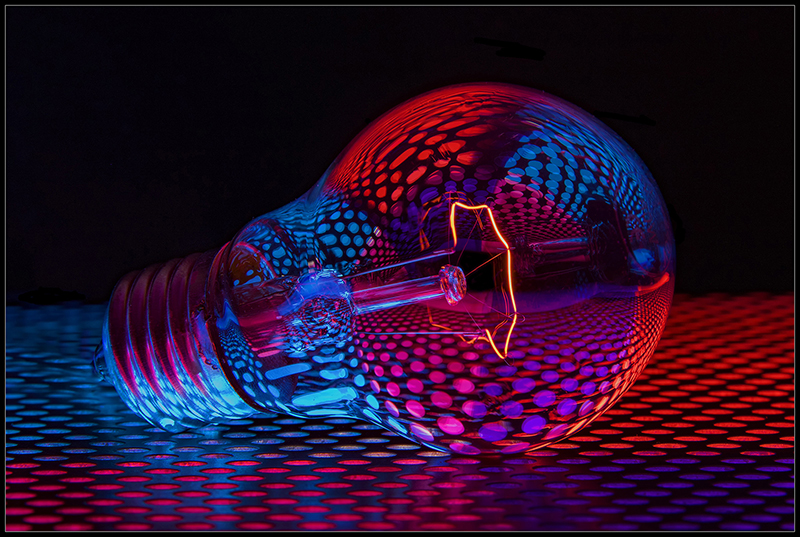 PSSA Silver Medal - Open - Colour - Multi colour bulb - Johan Smith - Harties Fotografie Studiegroep