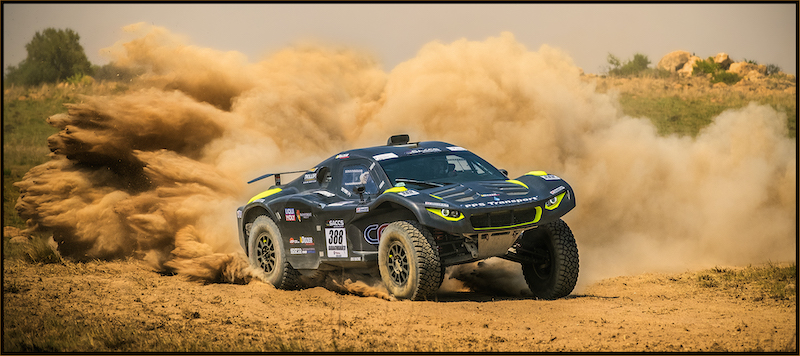 VFV Silver Medal - Sport - Colour - Ursula Baumann - Born from Dust - Vereeniging Photograhy Society