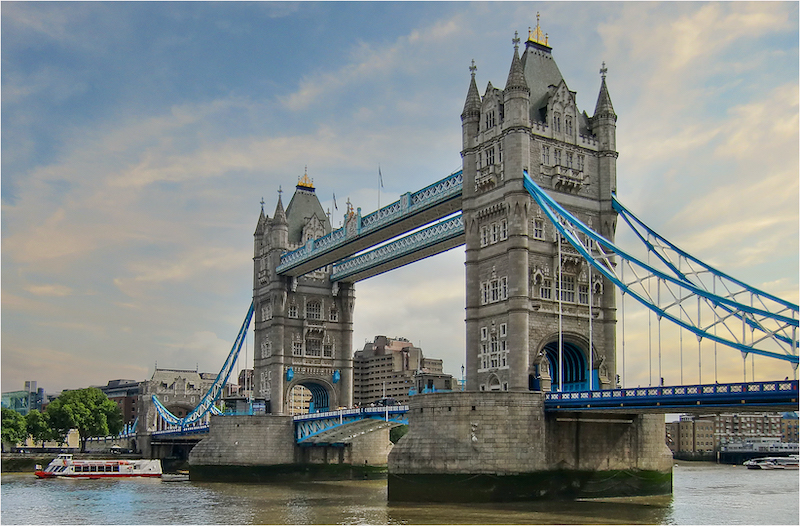 2201-David Wilson- Hermanus Photographic Society- Bronze Medal Travel- Quintet Super Circuit- Tower Bridge