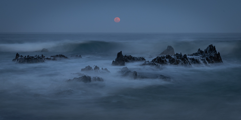MFFC Silver Medal - Scapes Colour - not a paper moon pano - Anne Hrabar - Knysna Photographic Society