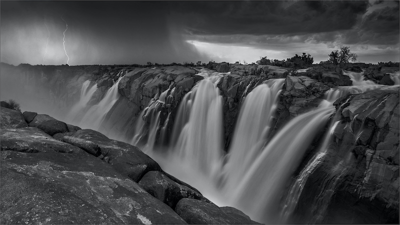 PSSA Silver Medal-Open Monochrome-Thunder and lightning-Neels Jackson-AFO Photography Club