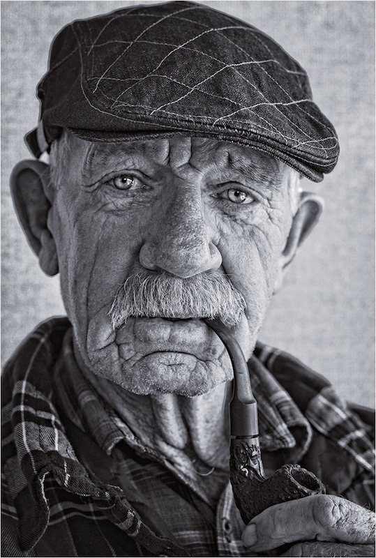 TAFKLUB Club Silver Medal-Open Mono Prints-The Story in the Lines-Larissa Muller-Krugersdorp Camera Club