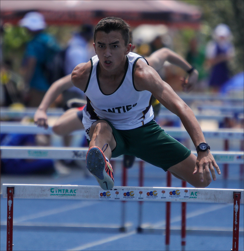 Bronze Medal - Runner Up- Up&Coming Medal-Scholar- Digital Cameras Colour -Hurdle Focus-HJ Coetzer -Zwarrie Fotografieklub