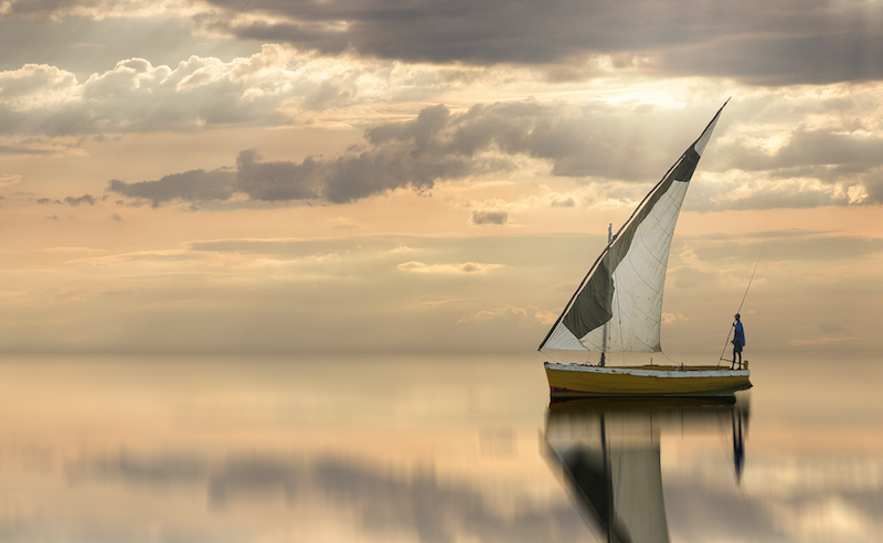 PSSA Silver Medal - Scapes  Colour - LONELY DOW SAILING AT SEA - MICHELLE CLOETE - Midlens Fotoklub