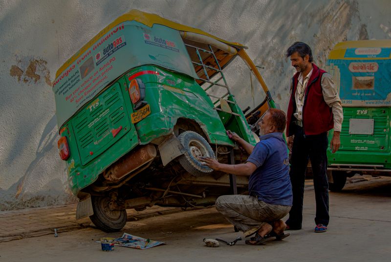 Alberton Camera Club Bronze Medal - Open Colour - Fixit - Ben Botha - Alberton Camera Club