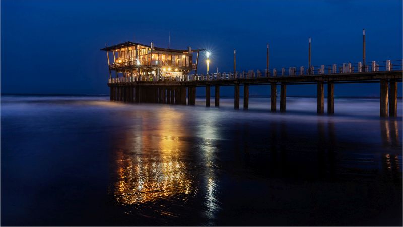 Alberton Camera Club Bronze Medal - Scapes - Pier in Durban - Vinesh Kara - Alberton Camera Club