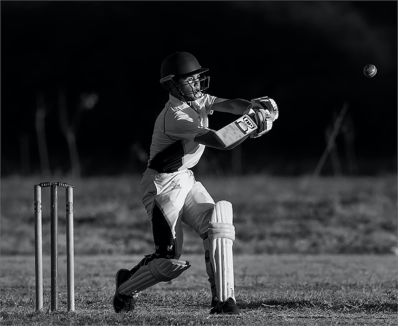 CCC Silver Medal - Photojournalism and Sport Monochrome - oog op die bal - Jannes Drotsky - Bethal Fotografie Klub