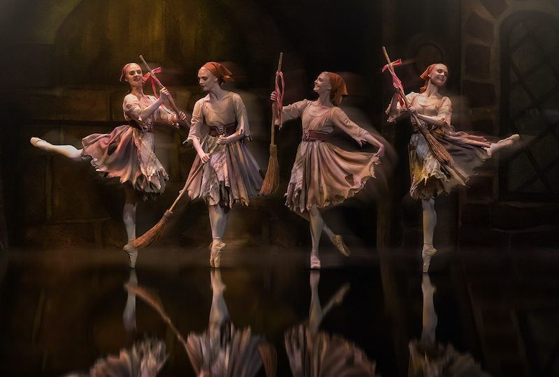 KRIEL FOTO CLUB BRONZE MEDAL-OPEN COLOUR-TWIRL WITH BROOM-TRUDIE DU TOIT-CAPE TOWN PHOTOGRAPHIC SOCIETY