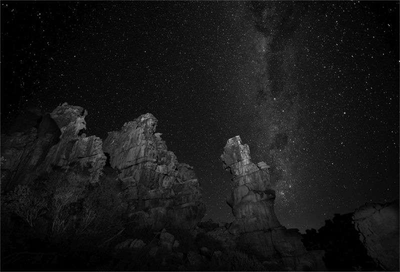 PSSA Bronze Medal - Scapes Monochrome - Truitjieskraal Night Sky - Peter Hardcastle - Swartland Fotografieklub.jpg