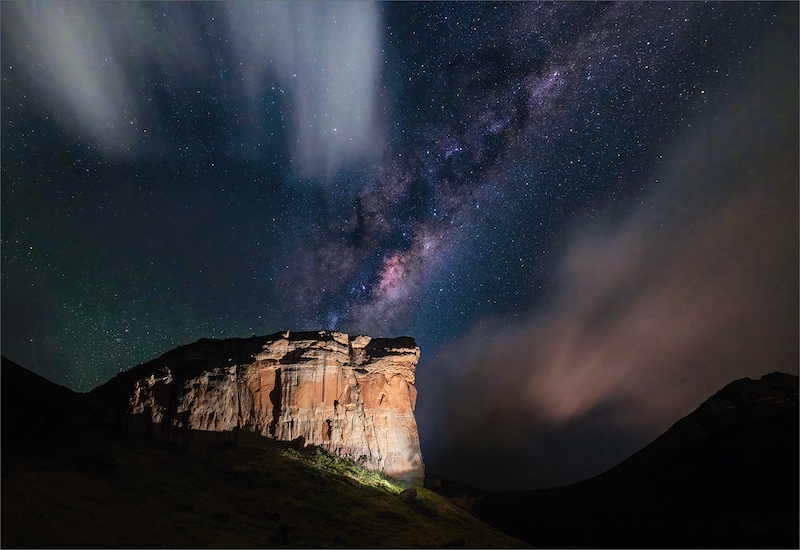 Clare Appleyard-Milky Way over Brandwag Buttress-Edenvale Photographic Club