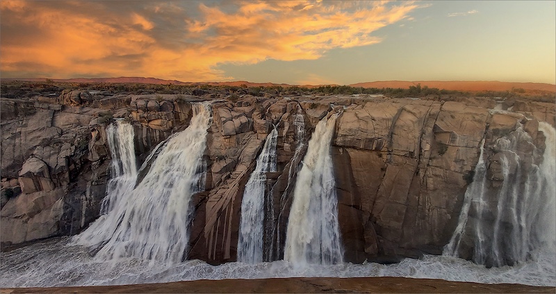 Mariana Visser-Augrabies side falls-Tafelberg Fotografieklub