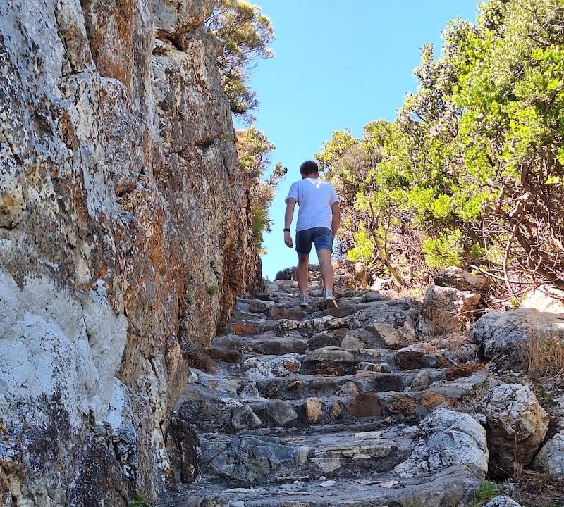 Chereen  Rosslee  - Schools - Hermies Photography Club - Stairway to freedom
