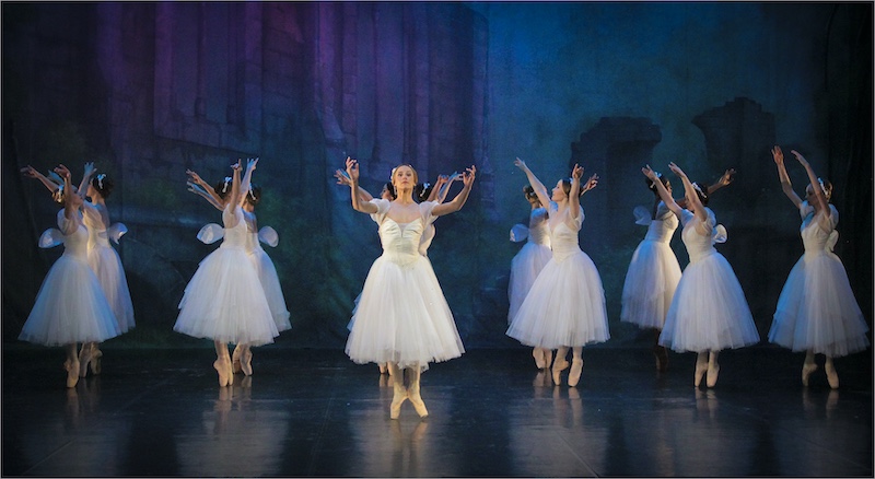 Centurion Camera Club - Jeanine Du Rand - Ballerinas Uplifting