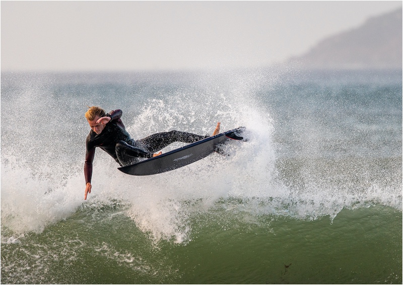 Fish Hoek Photographic  Society - Peter Brandt - Determined to land