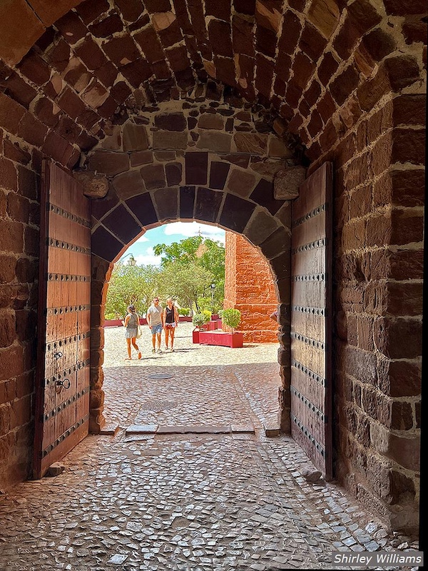 Durban Camera Club - Shirley Williams - Exploring the Algarve