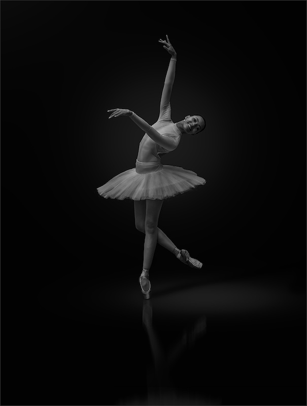 Mia Joubert - Magalies Foto Fun Club - Ballerina in white