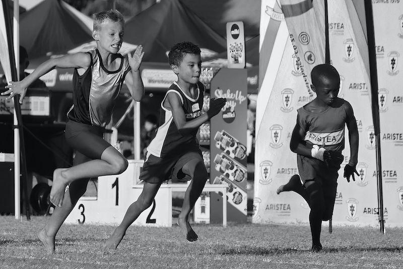 Bronze Medal - Runner Up - Up&Coming Medal-Scholar - Open Monochrome-run Forest run-Emere  Burger-Schools - Aristea Fotoklub