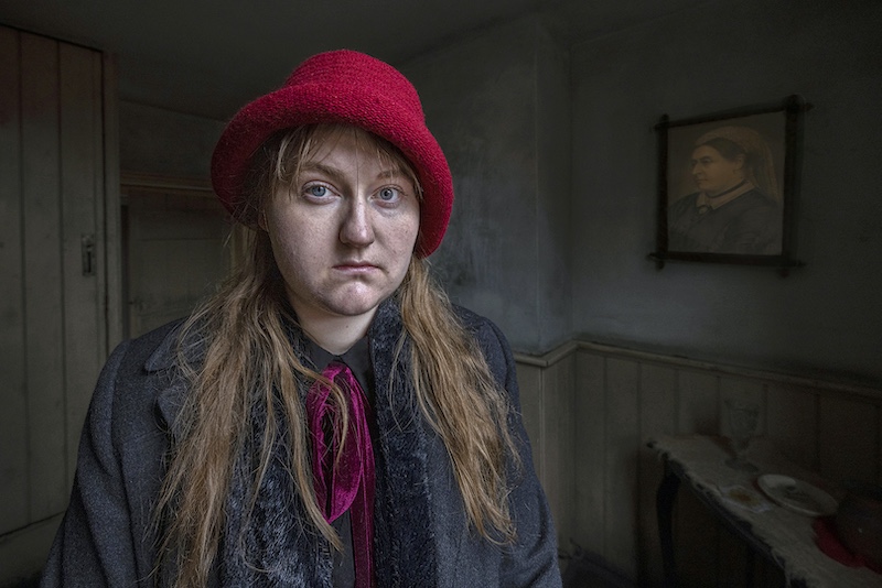 Best Panel-Open Colour-Emilys Red Hat-David Wheeler-United Kingdom