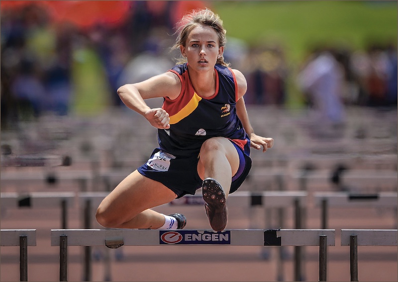 Benoni Silver - Photo Journalism - Colour - Dogters 100m Hekkies - Frikkie Hitge - Rustenburg Photographic Society