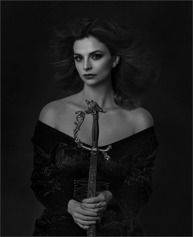 PSSA Silver - Open - Monochrome - Queen Ruby in Mono - Hanli Smit - Edenvale Photographic Club