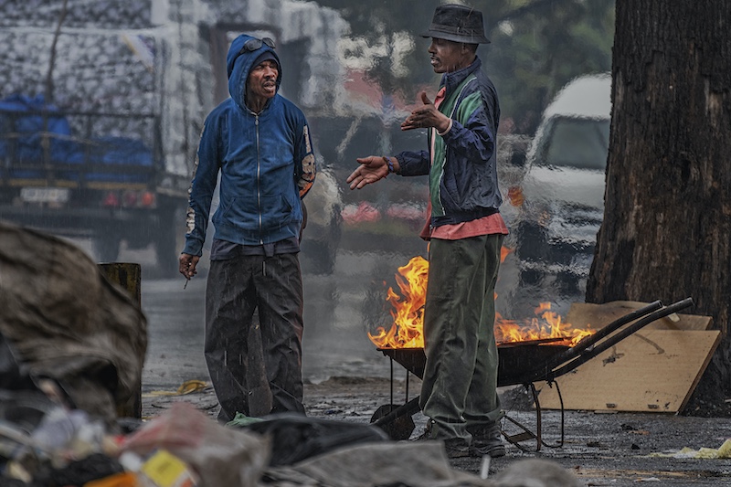 PSSA Silver Medal - PJ Travel and Street - A cold rainy day - Cathy Dooley - Southern Suburbs Camera Club