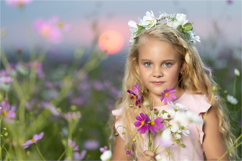 PSSA Silver Medal - Human Portraits  Colour -Blommetjie tussen die blommetjies - GB Jordaan - AFO Photography Club