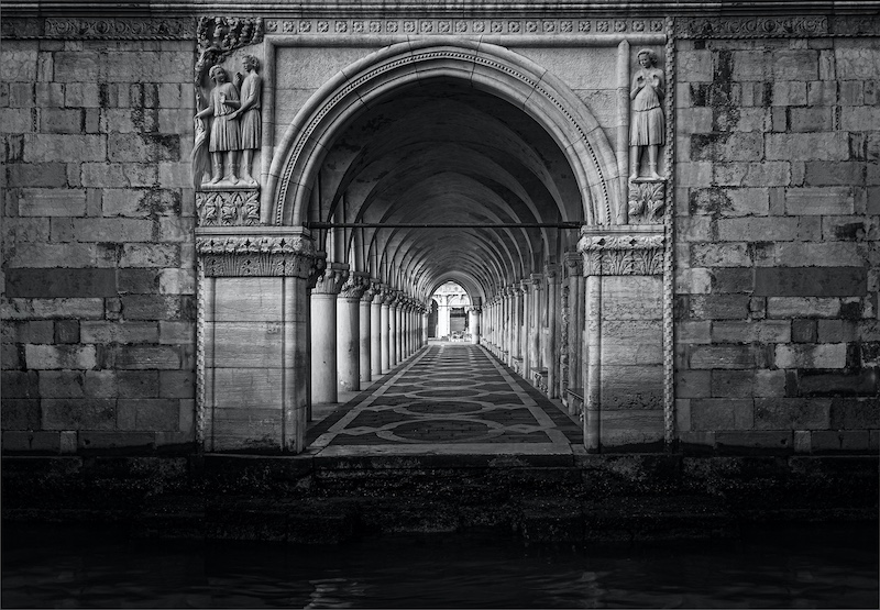 Kroonstad Fotoklub Bronze - Architecture - Stunning Arches of Venice - Rodney Cory - Springs Photographic Club