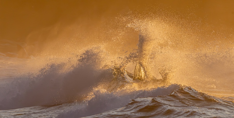 Category Runner Up - Club Medal - Scapes - Colour - Glass wave - Gerbus Vermaak - Independent
