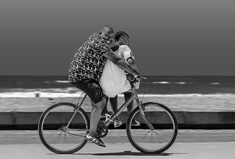 Sandton Camera Club Bronze Medal - Photo Journalism and Sport Mono - seaside fun - kit bruyns - Sandton Photographic Society