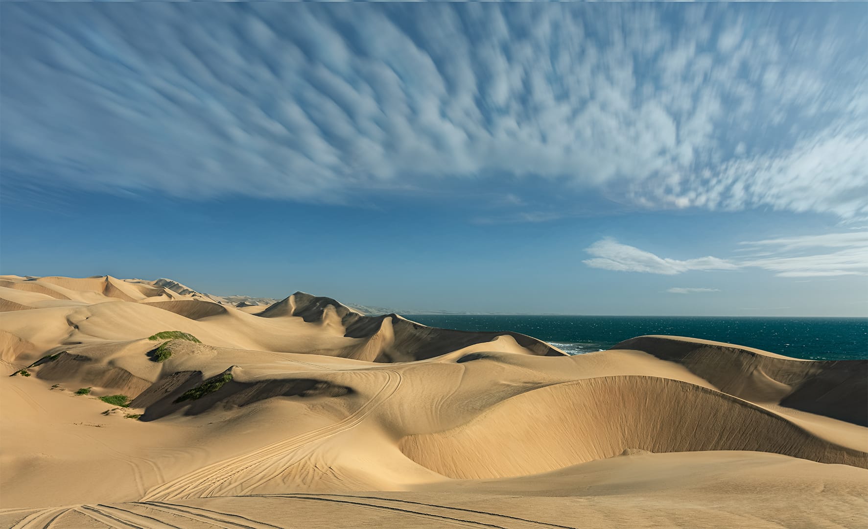 Best TAF member entry-Club Medal -Scapes-Colour--Sand tracks - Theo Potgieter - Tafelberg Fotografie Klub