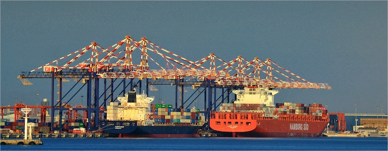 In the Harbour by Alexa Bothe (16y) from Hoerskool Swartland