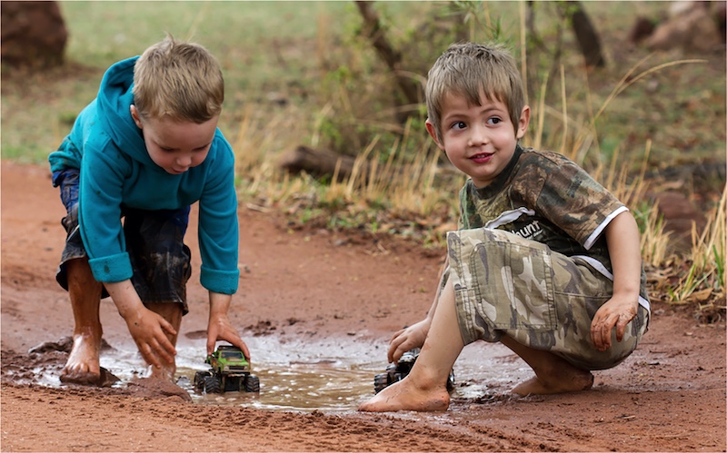 2503-Carien Kruger-AFO-DVF Gold-GIP Fotosalon Kochertal-Ja Ma in die modder.jpg