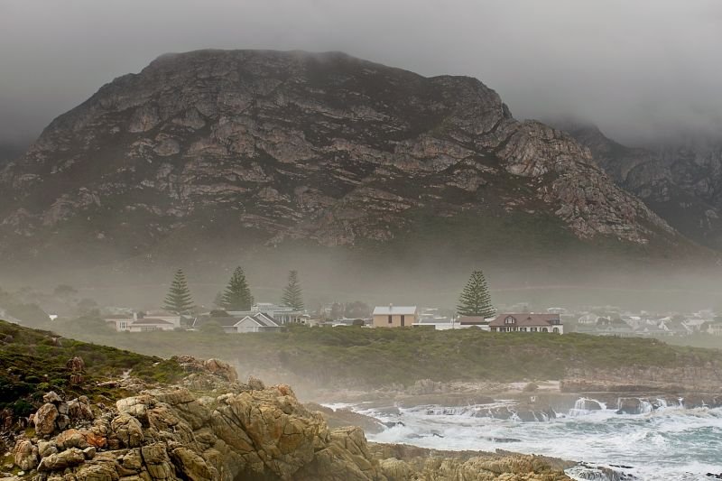 Hermanus Photographic Society - Henry Pieters - Misty Mood