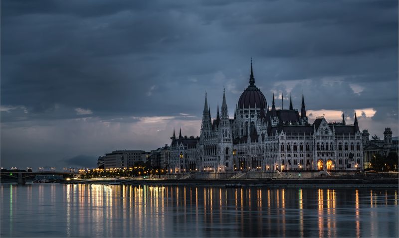 IPIP Photographic Club - Sandy van Vuuren - Budapest Parliament Buildng